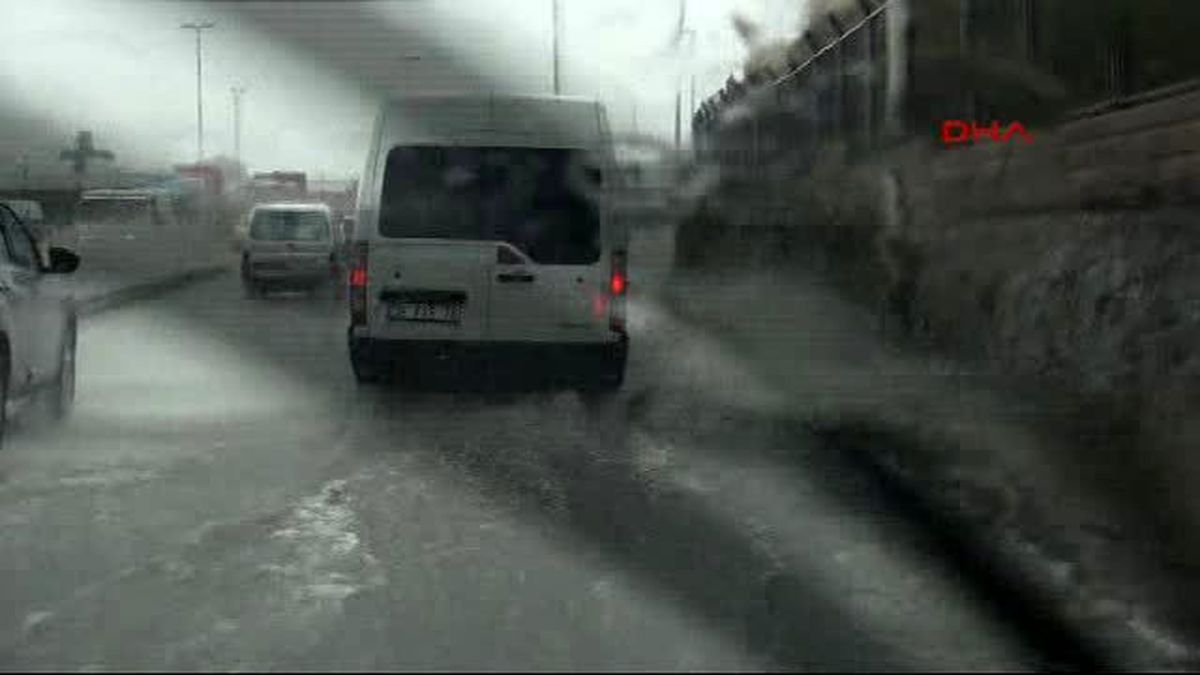 Üsküdar\'dan Yine Sel Gitti