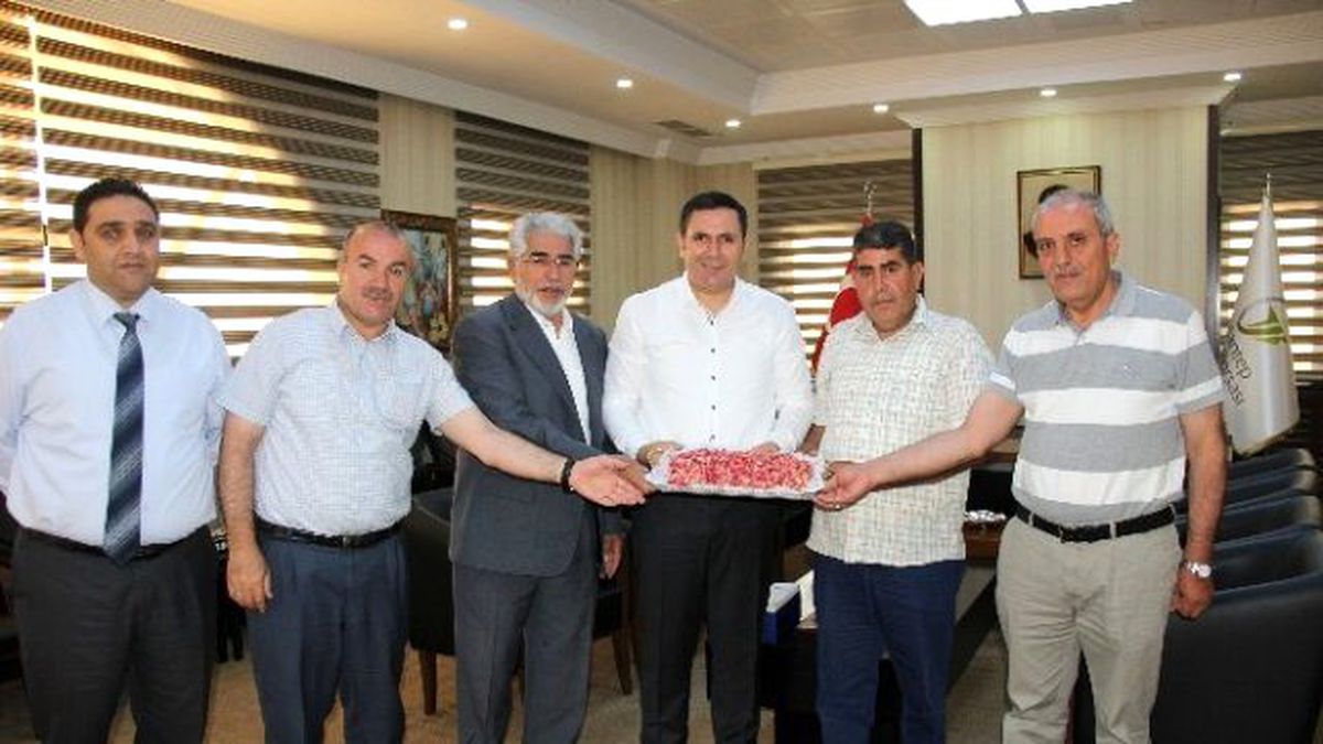 Yılın İlk Antepfıstığına Ödül