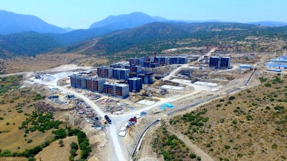 Yunuskent\'te Bloklar Yükseliyor