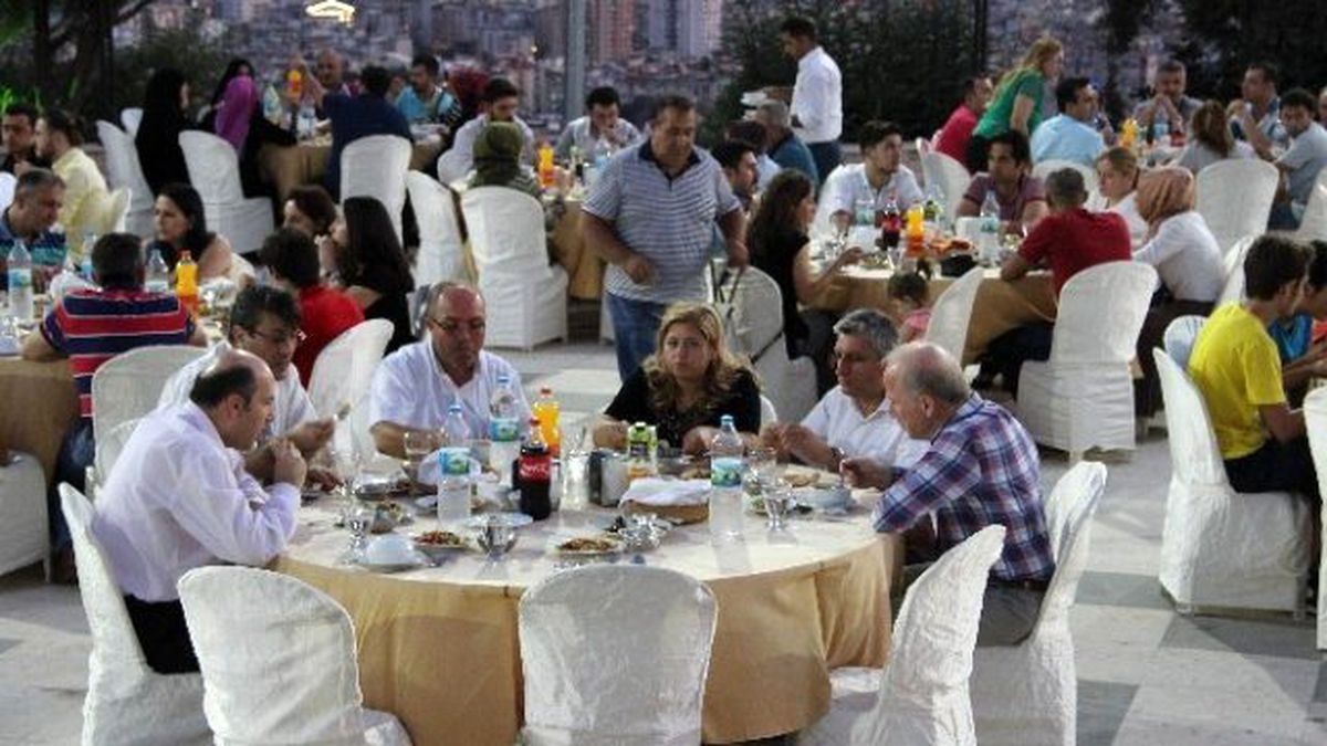 Aydınlı Veterinerler İftarda Buluştu