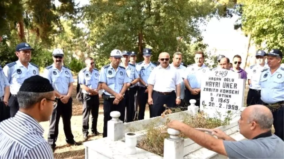 Belediye Zabıta Ekipleri, Üner\'i Mezarı Başında Andı