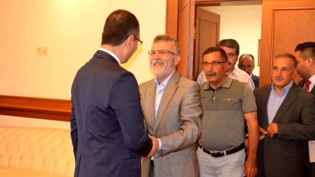 CHP\'den Vali Toprak\'a \'Hayırlı Olsun\' Ziyareti