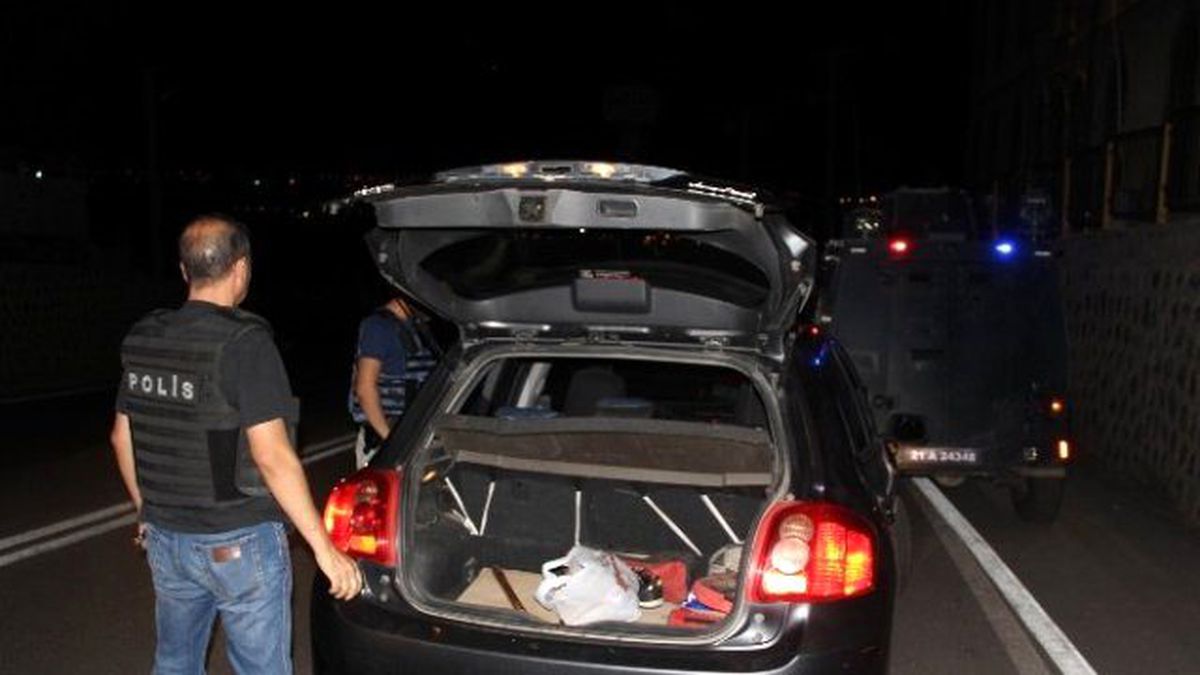 Diyarbakır Emniyeti\'nden Bin Polisle Operasyon