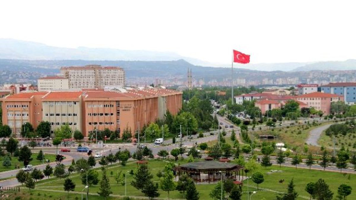 Erü, Qs Eeca 2016 Sıralamasında En İyi 200 Üniversite Arasında