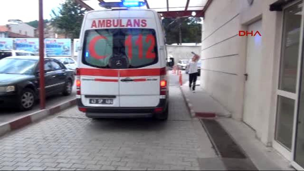 Eskişehir Otomobil Uçuruma Yuvarlandı 2 Ölü, 3 Yaralı
