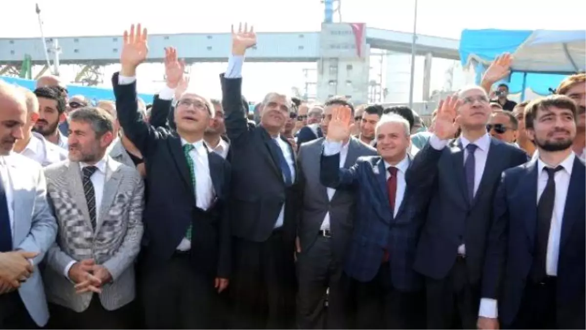 Gazze\'ye Yardım Götüren \'Lady Leyla\' Törenle Uğurlandı