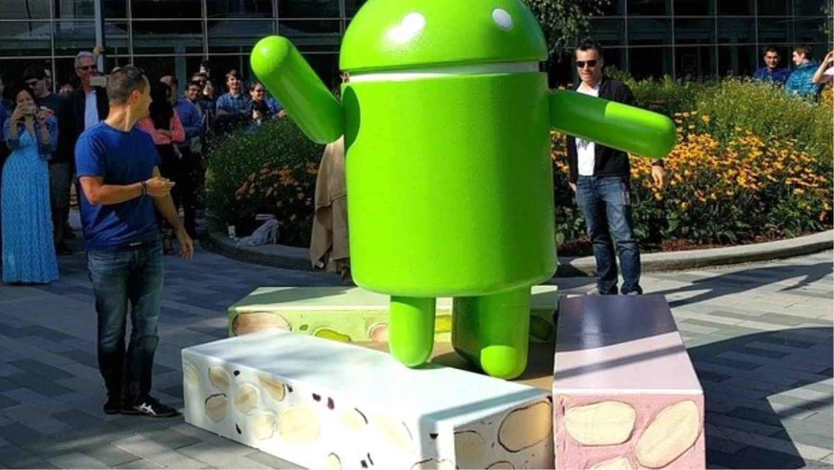 Android Namık Kaybetti Android Nougat Kazandı