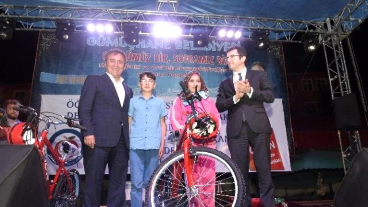 Gümüşhane\'de Öğrencilere 500 Bisiklet Dağıtıldı