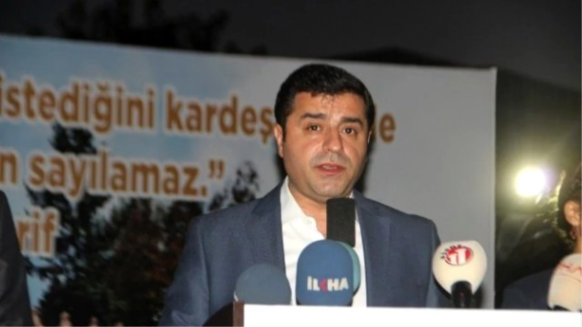 Hdp Eş Genel Başkanı Demirtaş, Şanlıurfa\'da İftara Katıldı