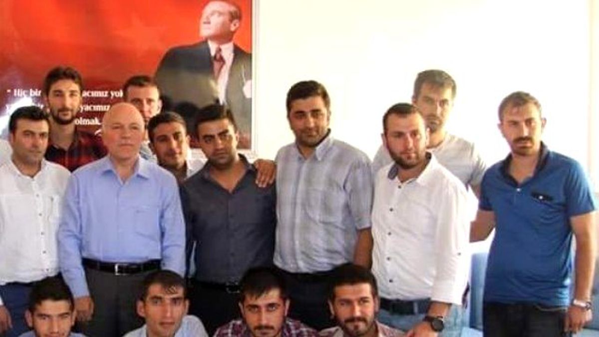 Hınıs Ak Gençlikten Başkan Sekmen\'e Teşekkür…