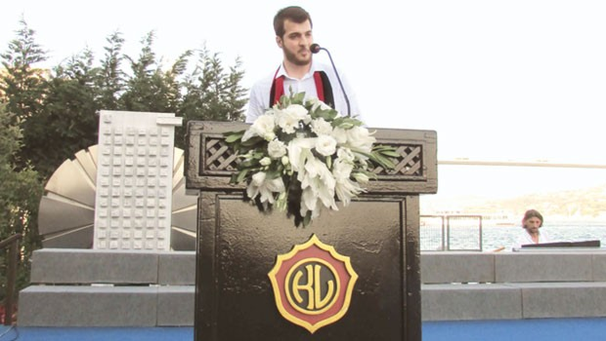 Kabataş, Bir İdeoloji Yuvası Olmaz