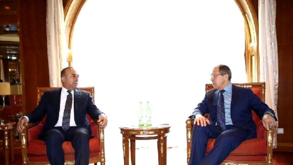 Lavrov: "Türkiye ile Suriye\'de Kimin Terör Örgütü Kimin Terörist Olmadığı Konusunda Fikir Ayrılığı...