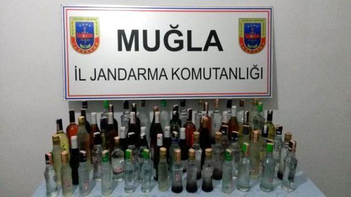 Muğla\'da Barlarda 1080 Şişe Kaçak İçki Ele Geçti