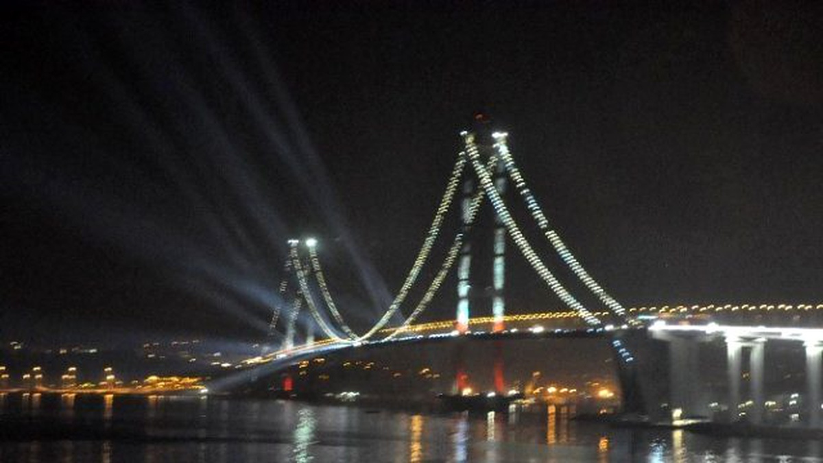 Osman Gazi Köprüsü Araç Trafiğine Açıldı