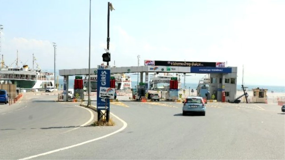 Osmangazi Köprüsü Açılınca Feribot Boş Kaldı