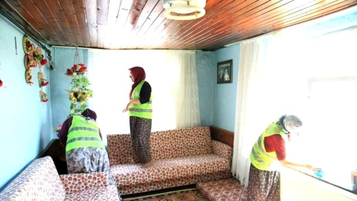 Seydişehir Belediyesi\'nden Temizlik Hizmeti