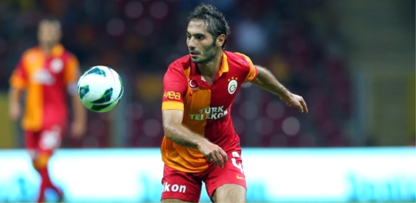 Hamit Altıntop, Galatasaray\'la Sözleşmesini 1 Yıl Uzattı