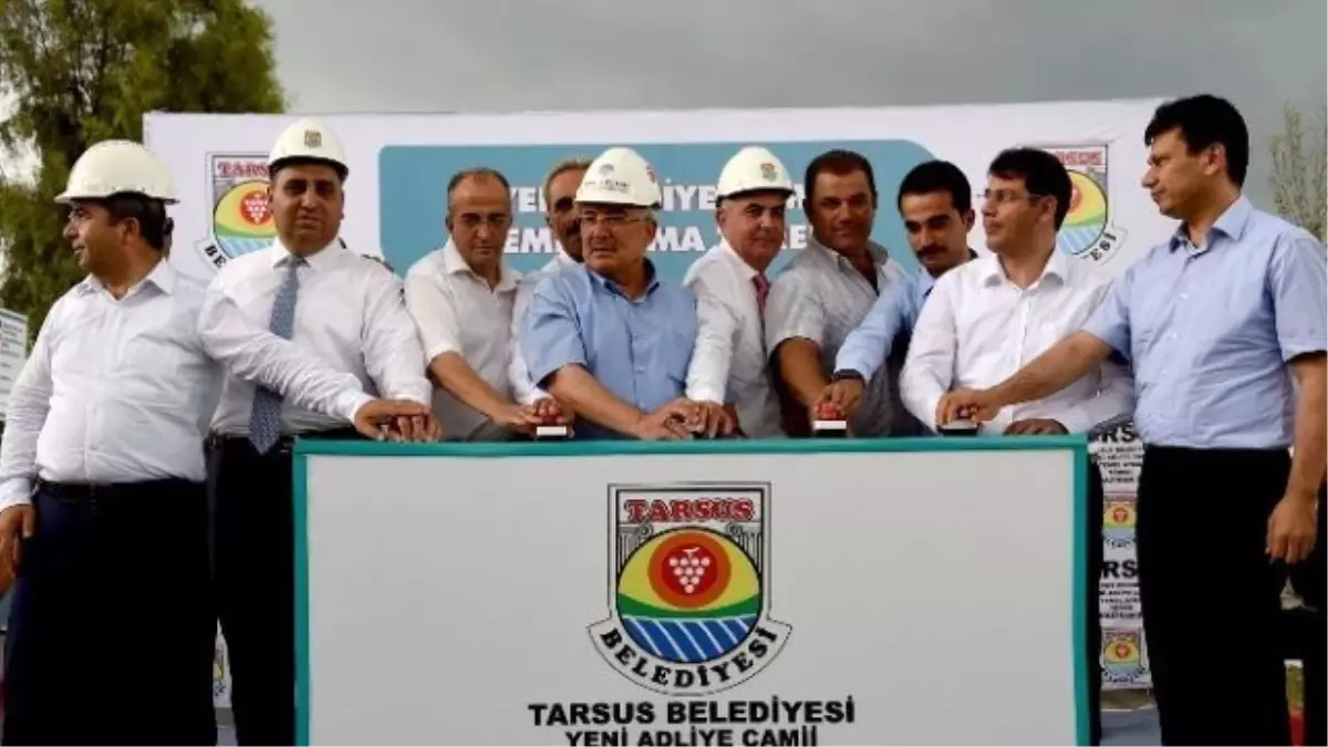 Tarsus\'ta Üçüncü Caminin Temeli Atıldı