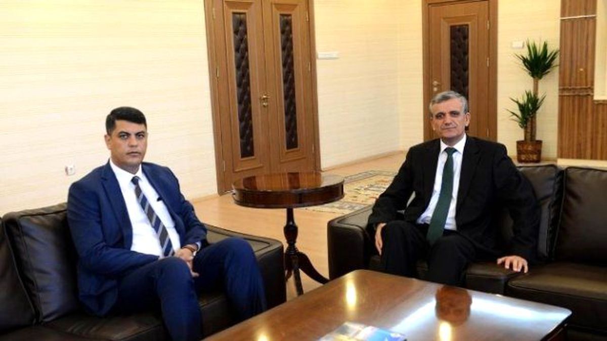 Vali Özefe, Azerbaycan\'ın Kars Başkonsolosu Ayhan Süleymanov\'u Kabul Etti