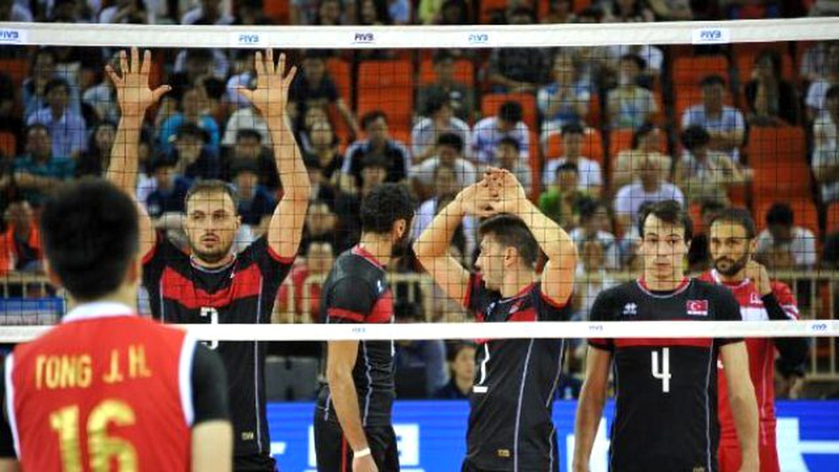 A Milli Erkek Voleybol Takımı Dörtlü Finaller\'e Yükseldi