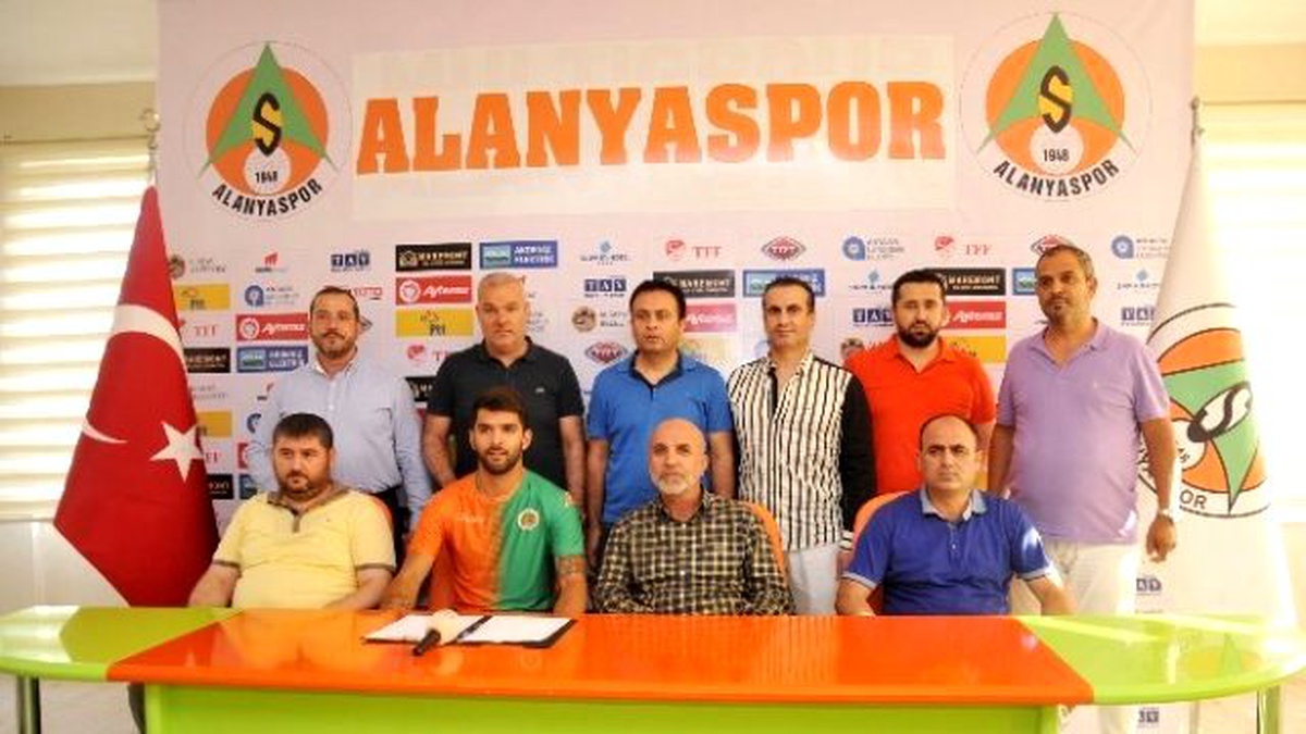 Alanyaspor, Benfica\'dan Candeias\'i Kiraladı