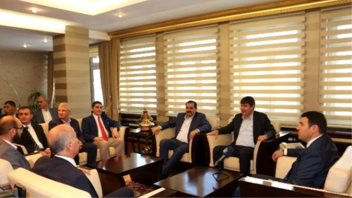 Antalya Büyükşehir Belediye Başkanı Menderes Türel Ağrı\'da