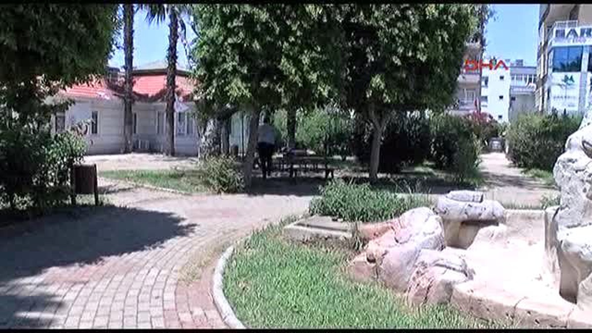 Antalya Eşini Vurdu, Kucağına Alıp \'Ne Olur Ölme\' Diye Yalvardı