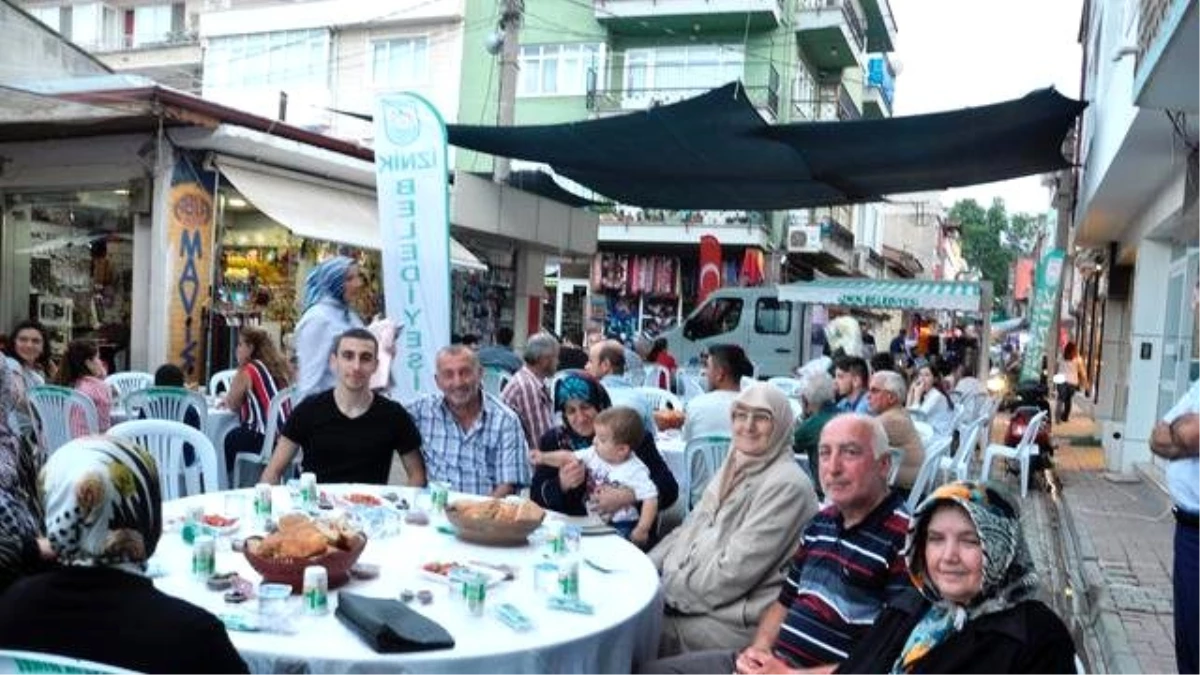 Başkan Sargın, İki İftar Geleneğini Sürdürüyor