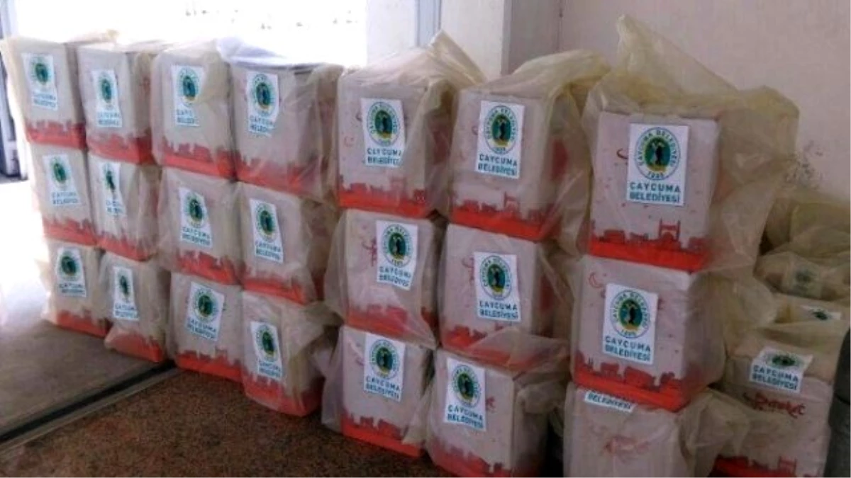 Çaycuma Belediyesi 110 Aileye Gıda Yardımı Yaptı