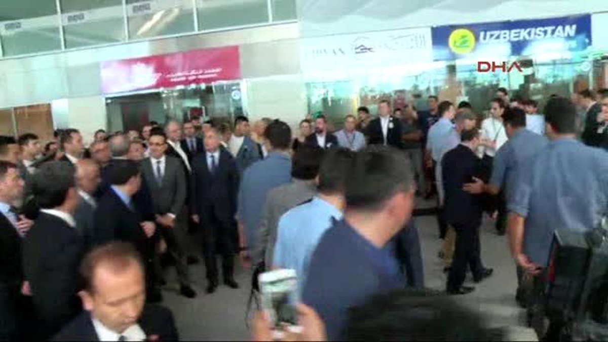 Cumhurbaşkanı Erdoğan, Atatürk Havalimanı\'nda İncelemelerde Bulundu