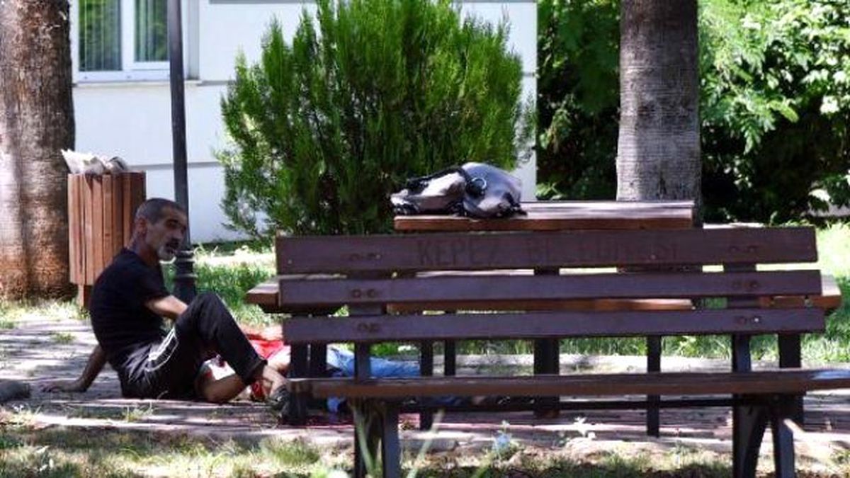 Eşini Vurdu, Kucağına Alıp 'Ne Olur Ölme' Diye Yalvardı