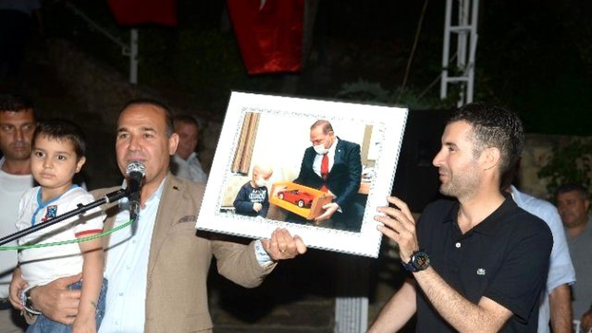 Kanserle Savaşı Kazanan Yağız\'dan Başkan Sözlü\'ye Karne Sürprizi