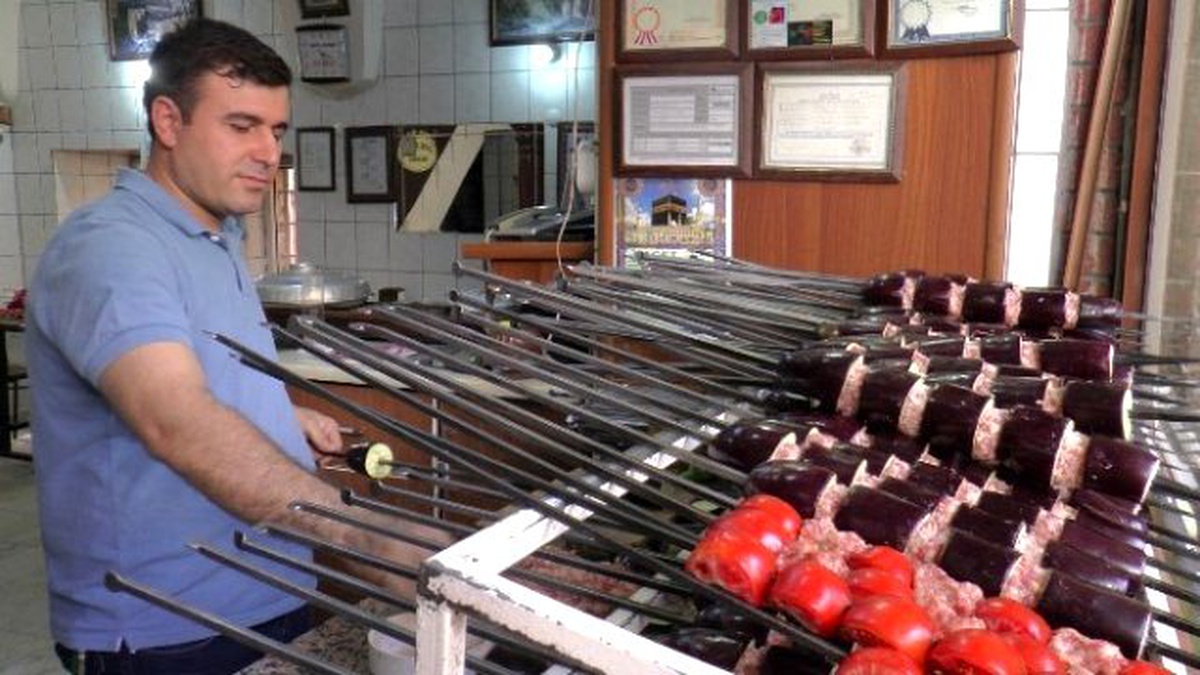 Kebaptan Vazgeçemeyenler Evlere Sipariş Veriyor