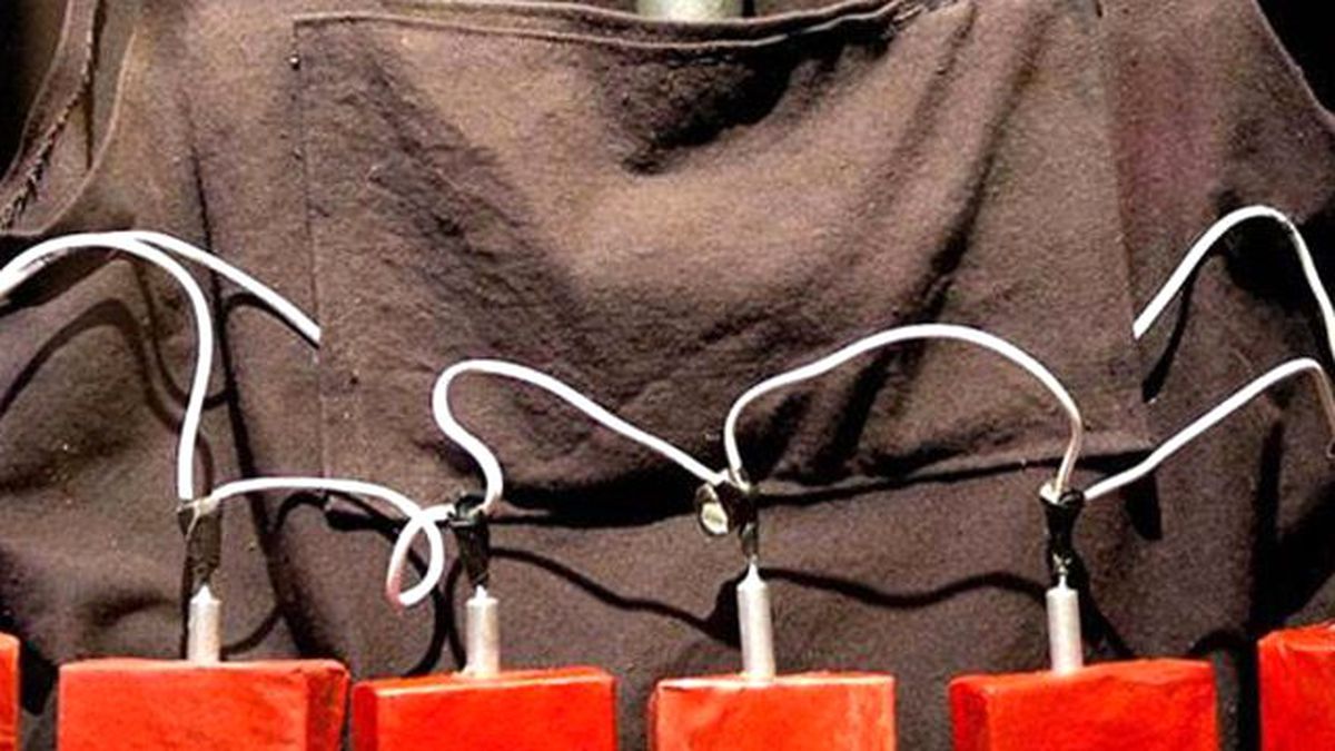 Ümraniye'de Canlı Bomba Paniği! Kaçmaya Çalışan Kadın Düşerek Yaralandı