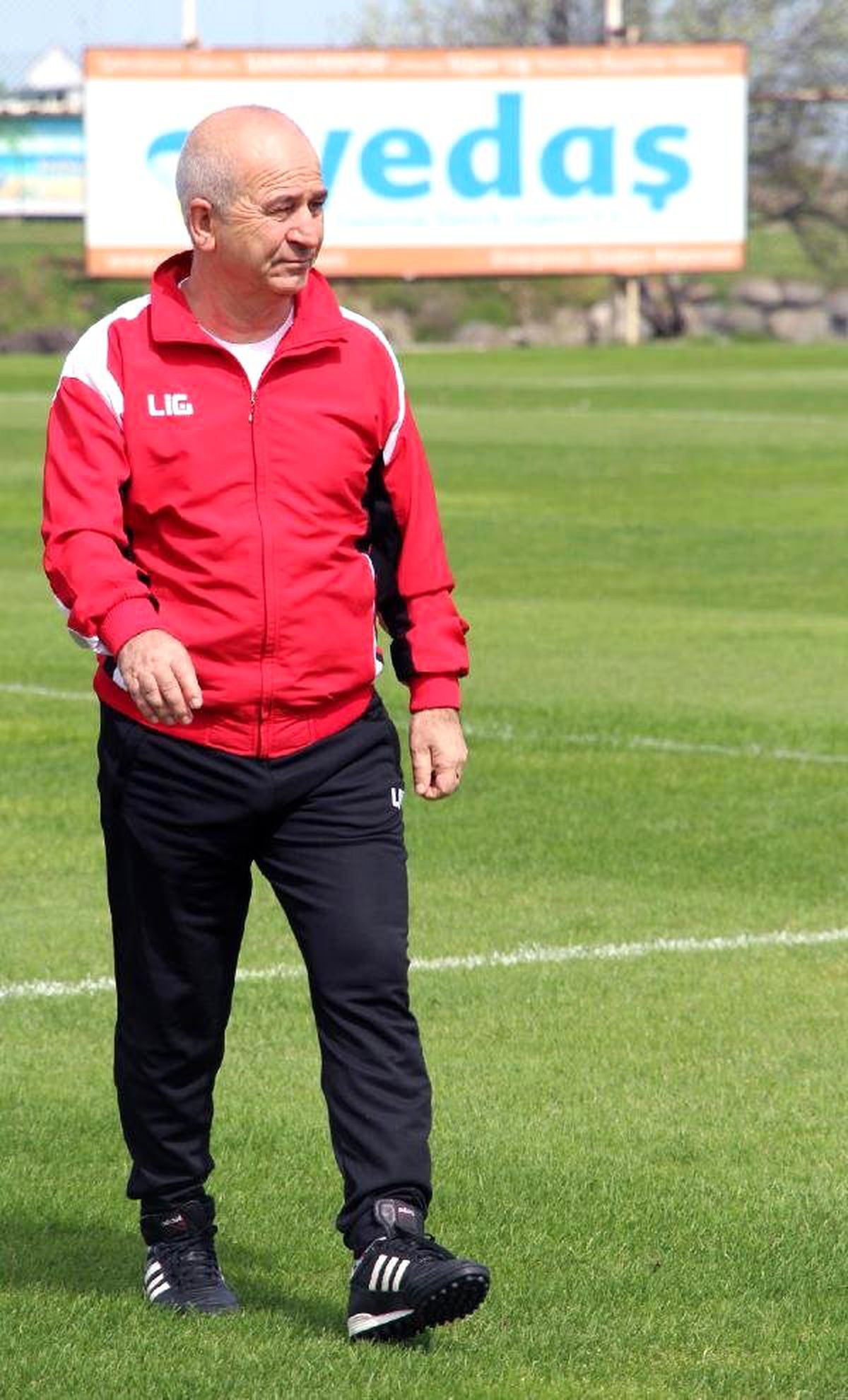 Samsunspor Teknik Direktör Korukır: Genç Oyuncular ve Kalanlarla İyi Bir Başlangıç Yapacağız
