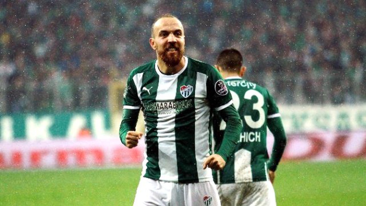 Sercan Yıldırım 3 Yıllığına Bursaspor\'da