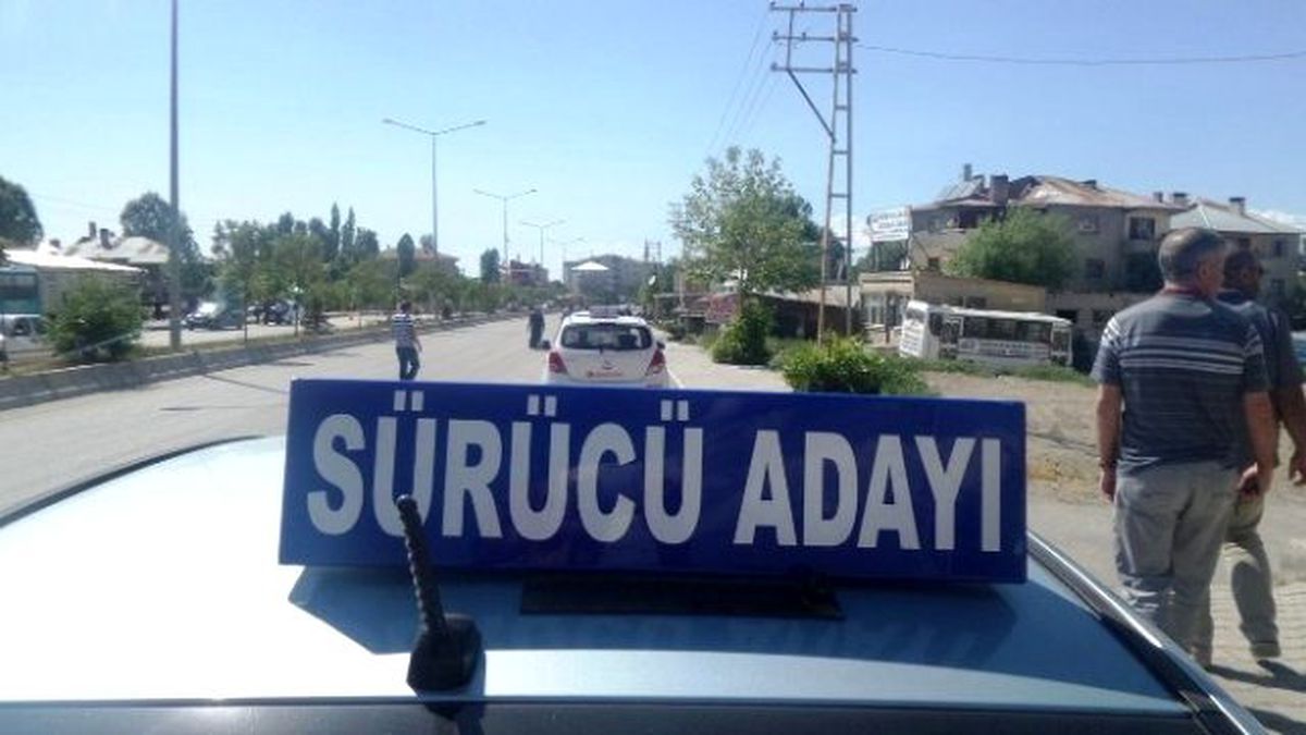 Sürücü Adayları Direksiyon Heyecanı Yaşadı