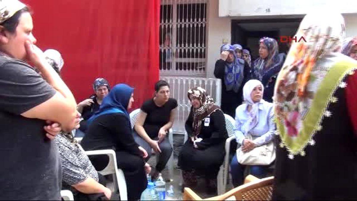 Adana Şırnak Şehidi\'nin Adana\'daki Babaevine Ateş Düştü