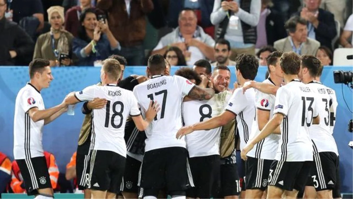 Almanya, İtalya\'yı Penaltı Atışları Sonrası Yenerek Yarı Finale Yükseldi