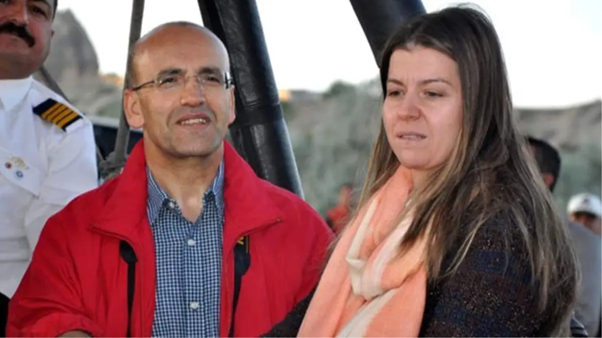 Başbakan Yardımcısı Şimşek'in Eşi Twitter'dan Bakana Sitem Etti