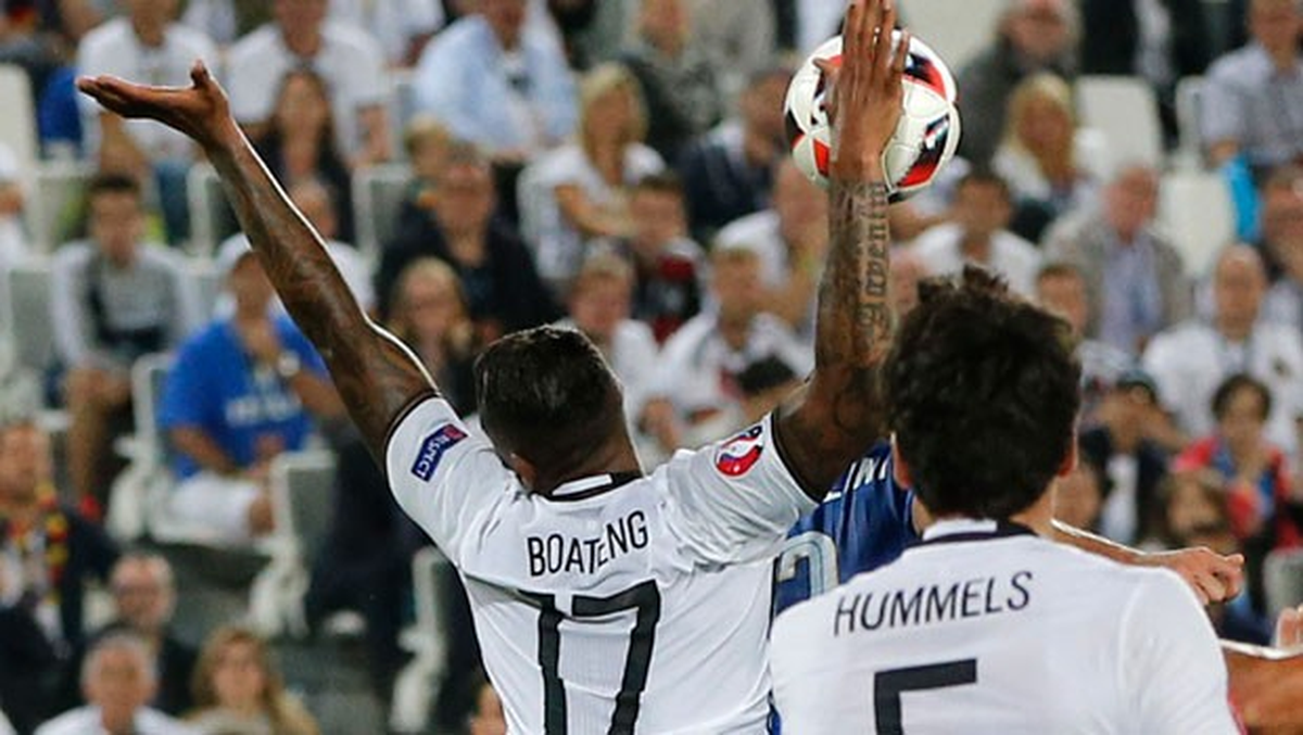 Boateng Sosyal Medyada Günün Konusu Oldu