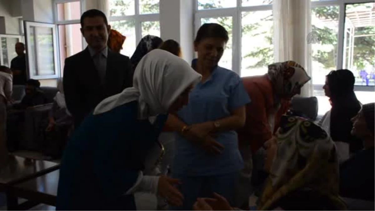 Gümrük ve Ticaret Bakanı Tüfenkci\'nin Eşinin Huzurevi ve Sevgi Ei Ziyareti