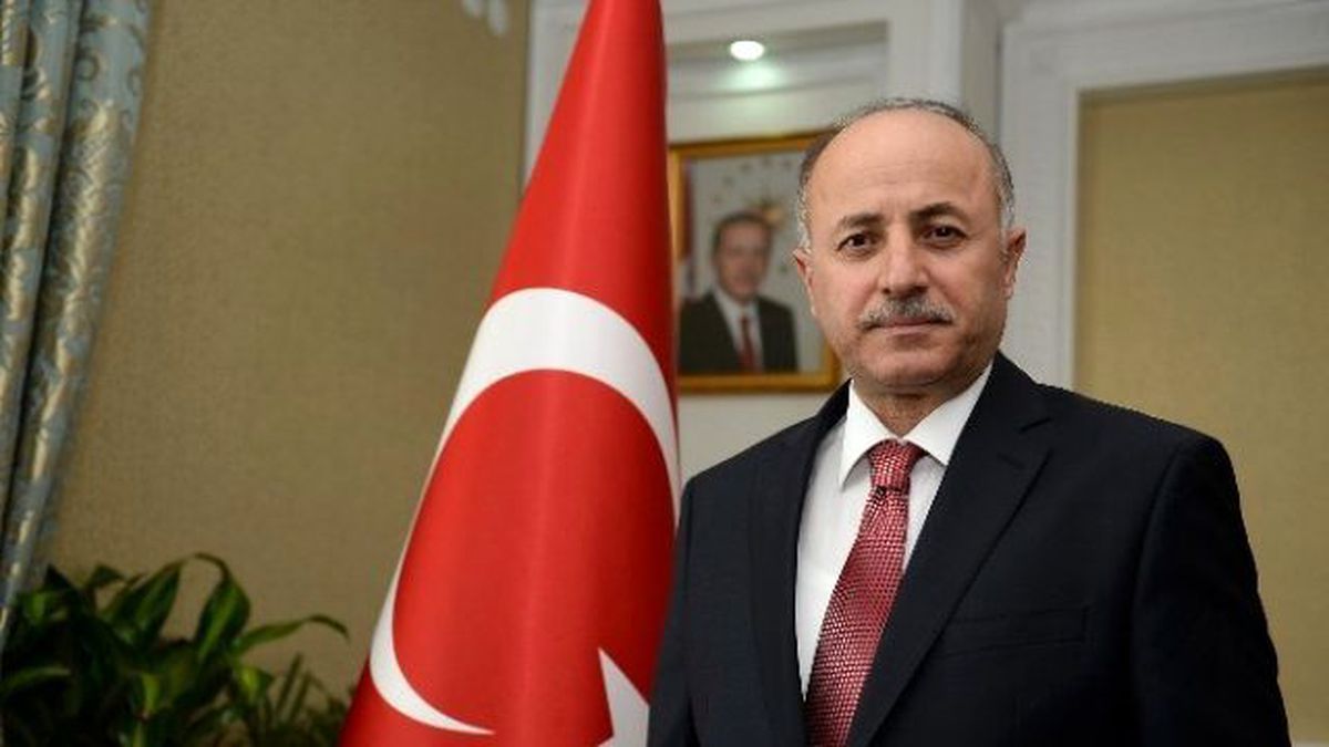 Vali Seyfettin Azizoğlu\'ndan Bayram Mesajı