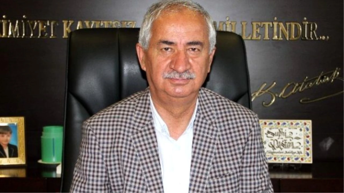 Akadağmadeni Belediye Başkanı Suphi Daştan, Ramazan Bayramı\'nı Kutladı.