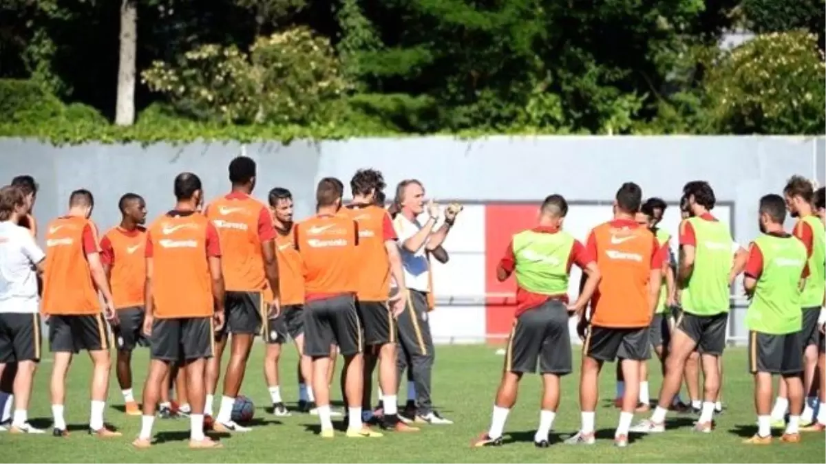 Galatasaray, Yeni Sezon Hazırlıklarını Sürdürüyor