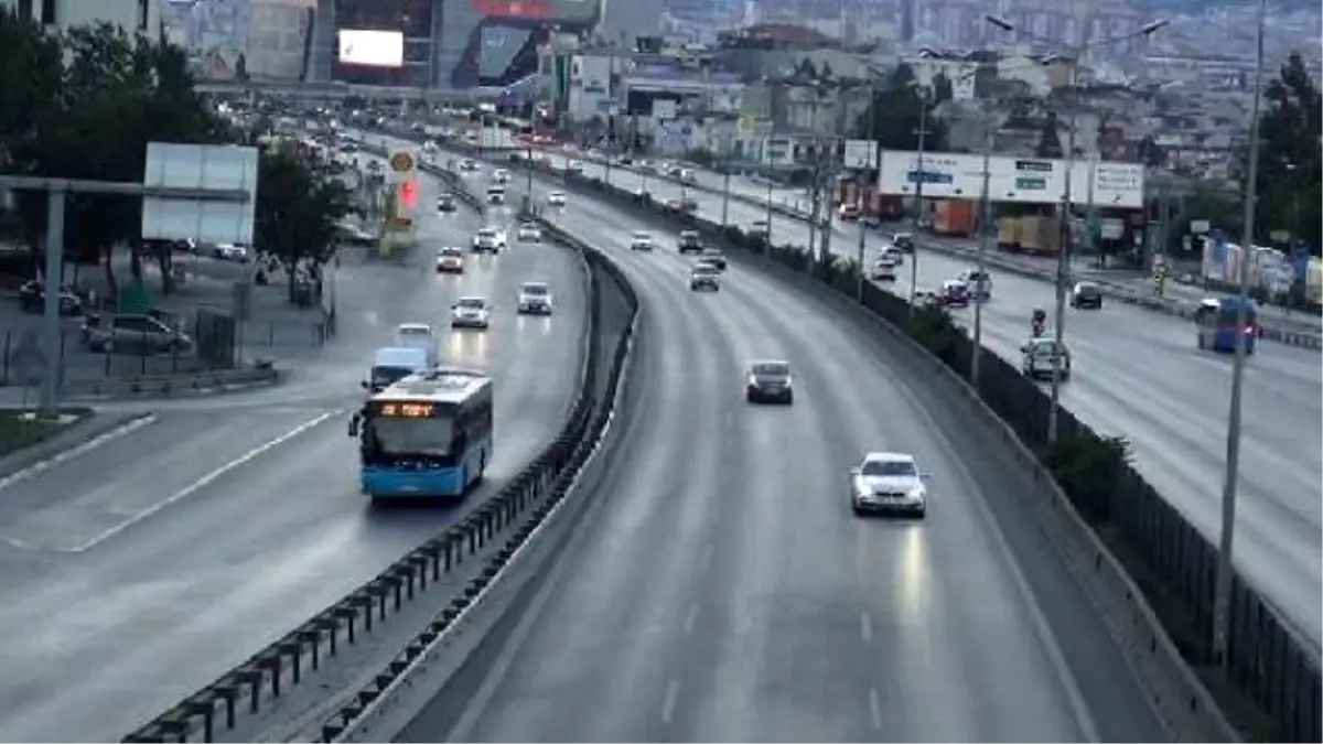 İstanbul\'da Trafik Yüzde 1...