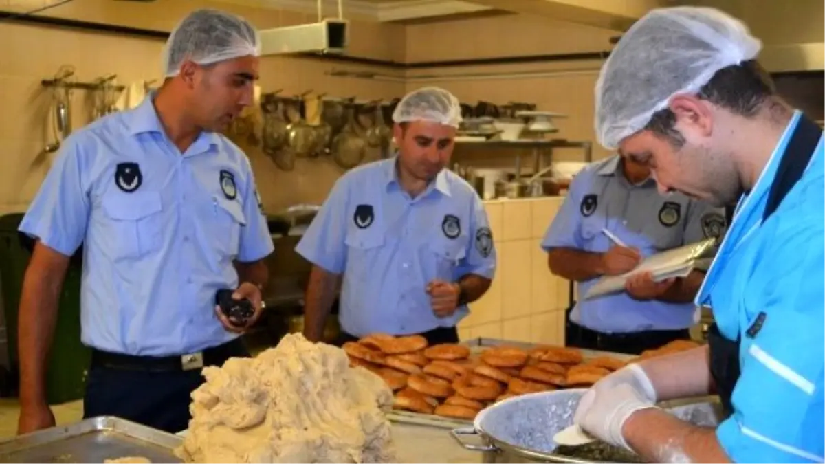 Keçiören Zabıtası Huzurlu Bir Bayram İçin Görev Başında