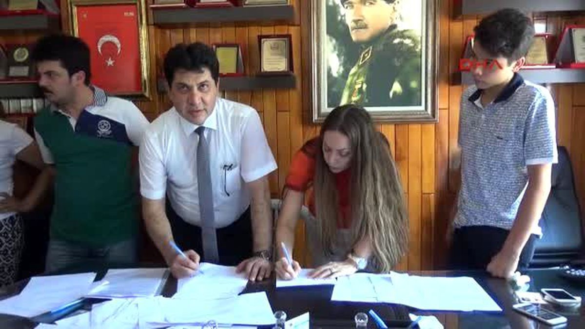 Kemer Belediye Başkanı Mustafa Gül, MHP\'den İstifa Etti