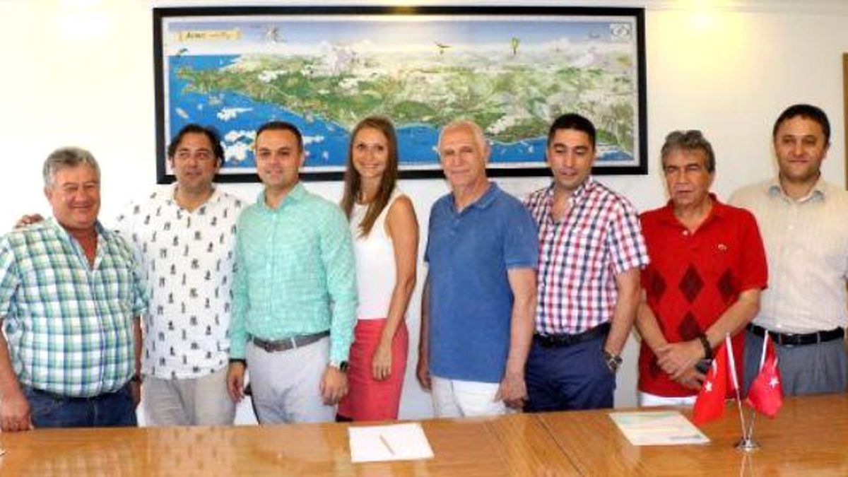 Kemer Belediye Başkanı Mustafa Gül, MHP\'den İstifa Etti (3)