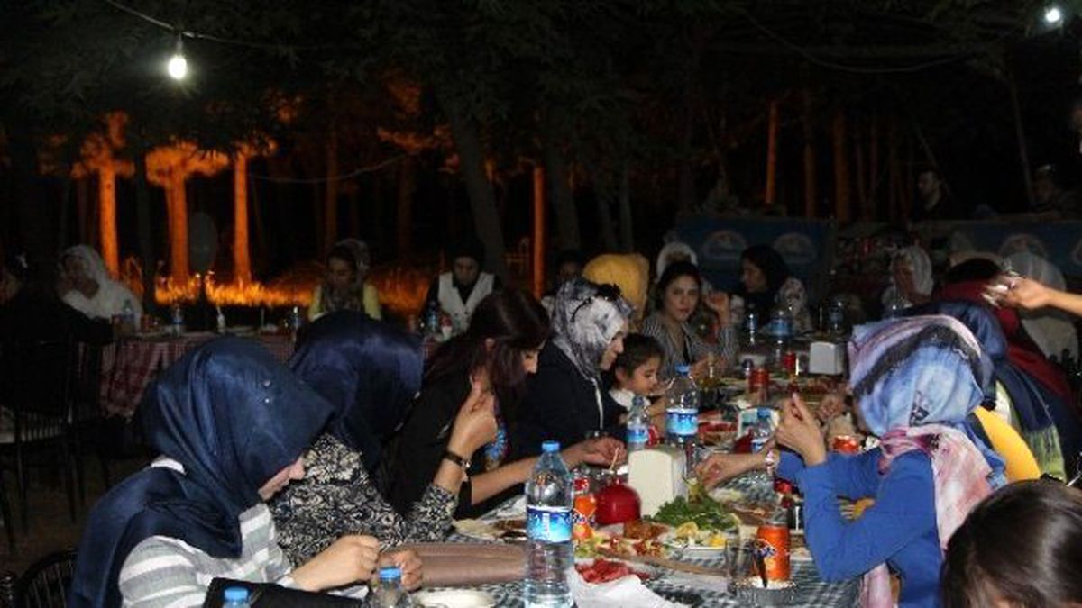 Silopi\'de Terör Mağduru Kadınlar İçin İftar